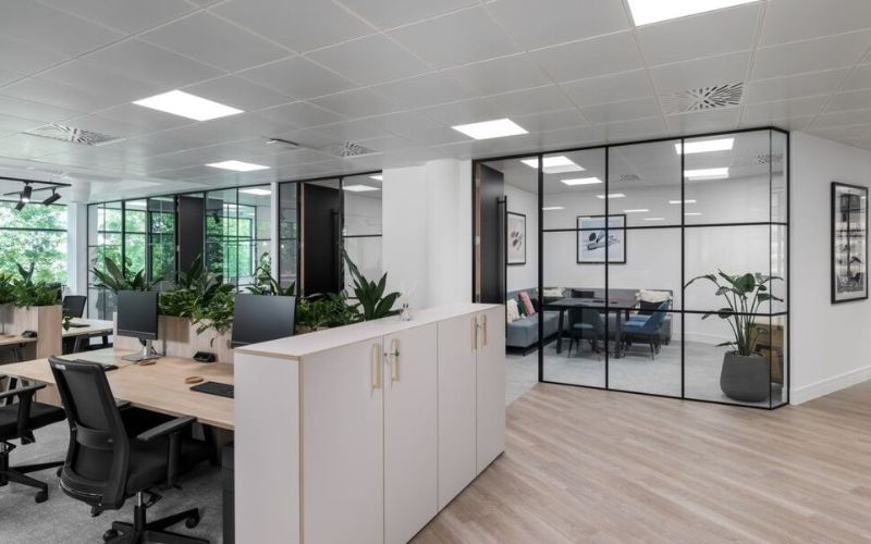 Phân khu từng khu vực tủ - làm việc