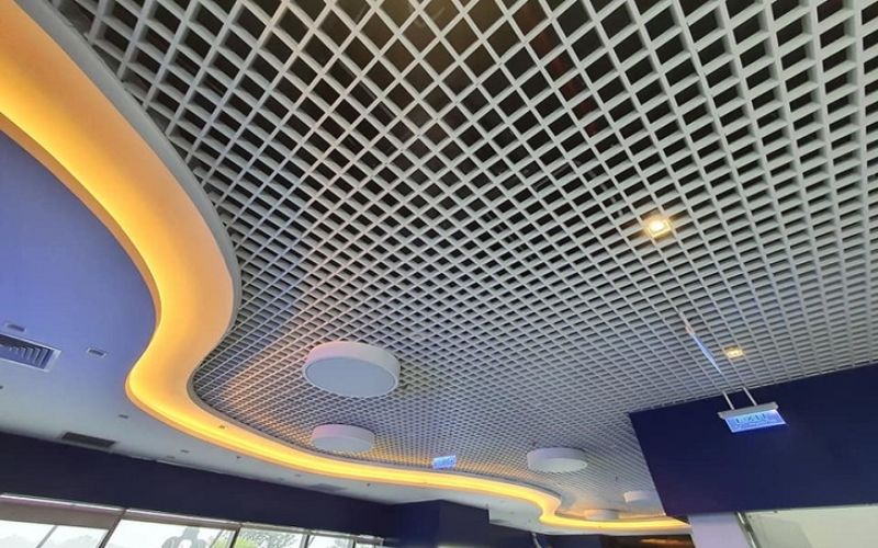 Trần nhôm kết hợp thạch cao