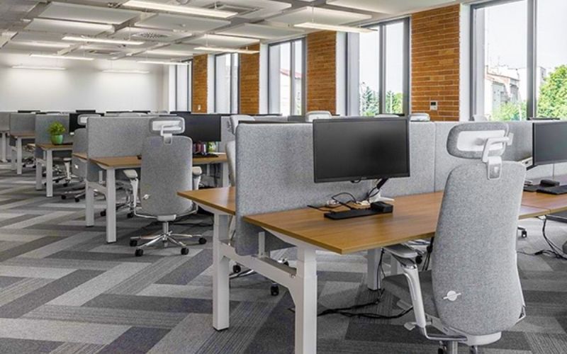 Không gian văn phòng hiện đại ứng dụng thiết kế công thái học