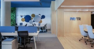 Vách ngắn bàn làm việc