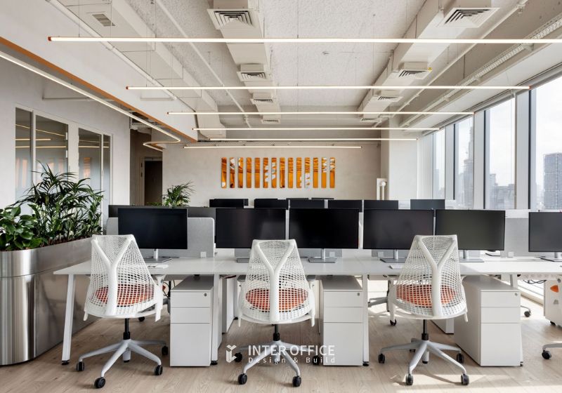 Phong cách tối giản trong văn phòng công nghệ 