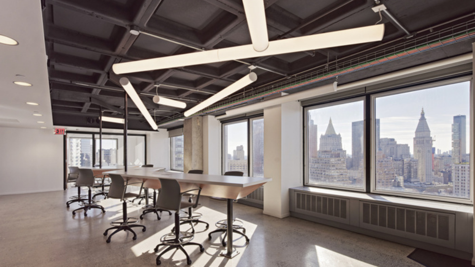 Đưa ánh sáng tự nhiên vào thiết kế văn phòng công nghiệp