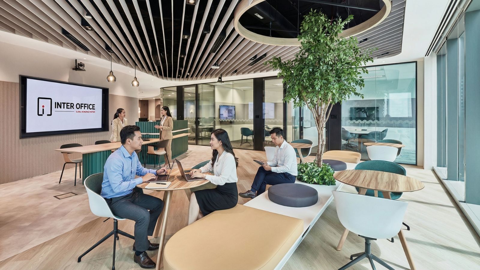 Lấy con người làm trung tâm